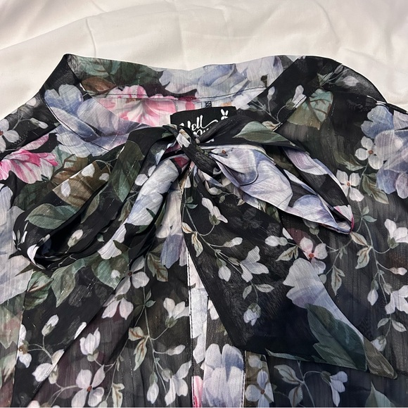Hell Bunny floral blouse with bow - Picture 2 of 4